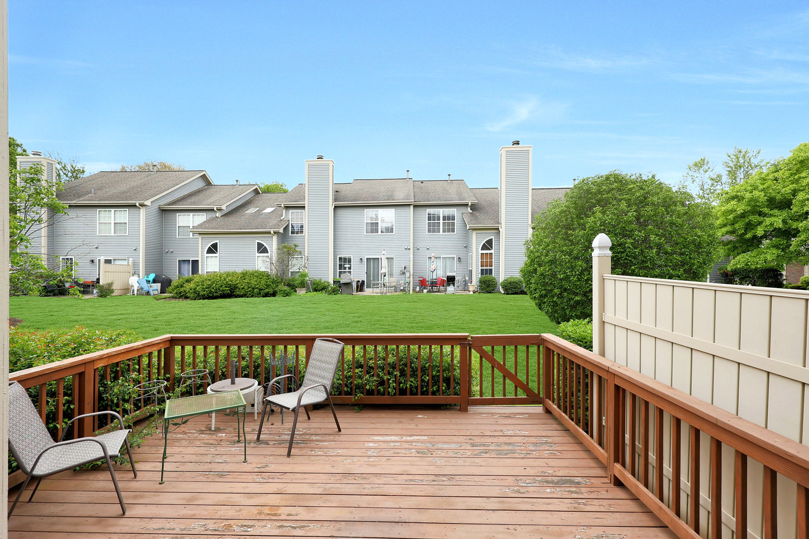 876 Dandridge Court, Elgin, IL 60120