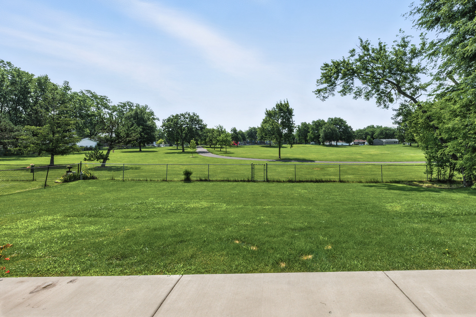 811 Sienna Drive, Schaumburg, IL 60193