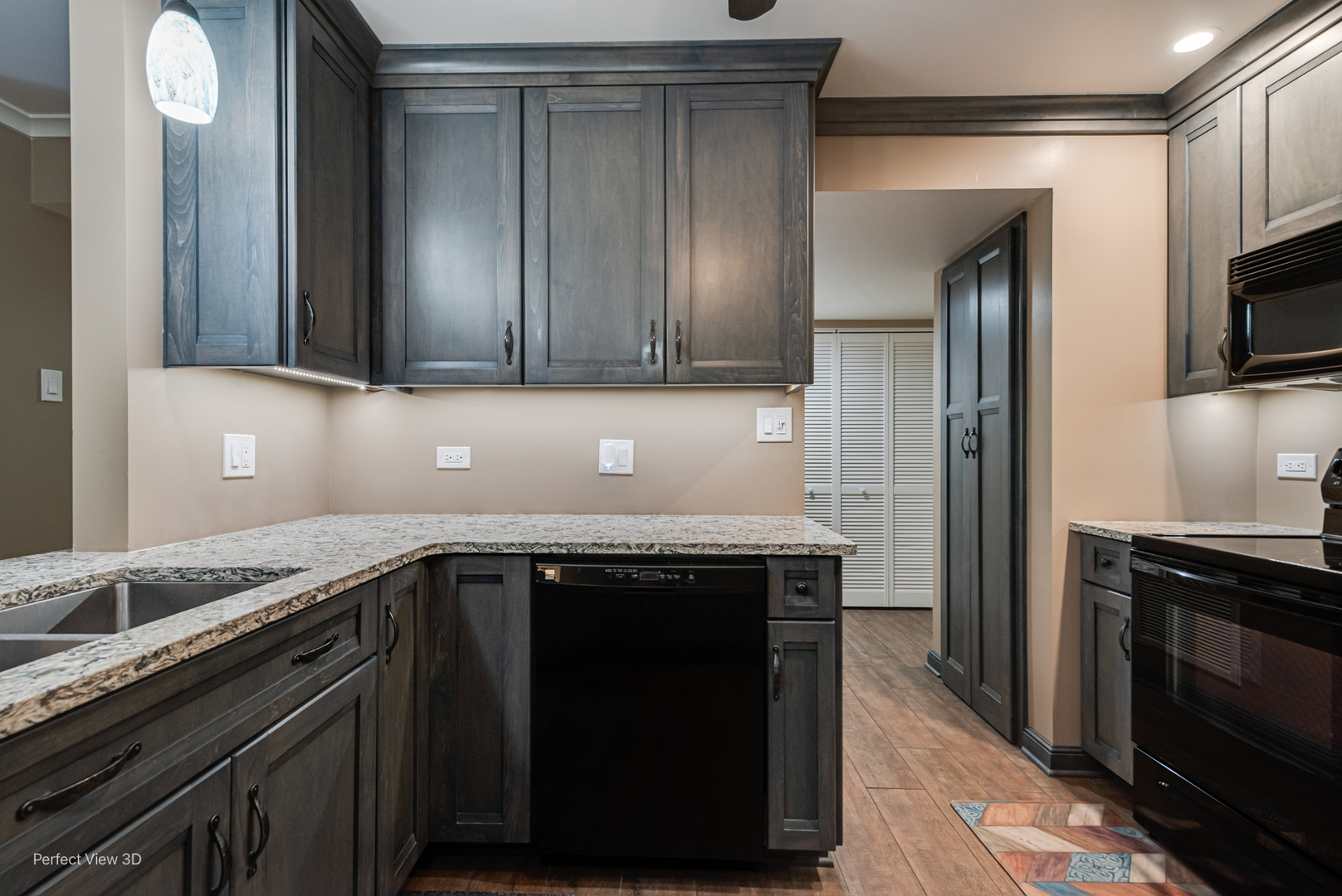 6525 Main Street #204, Downers Grove, IL 60516