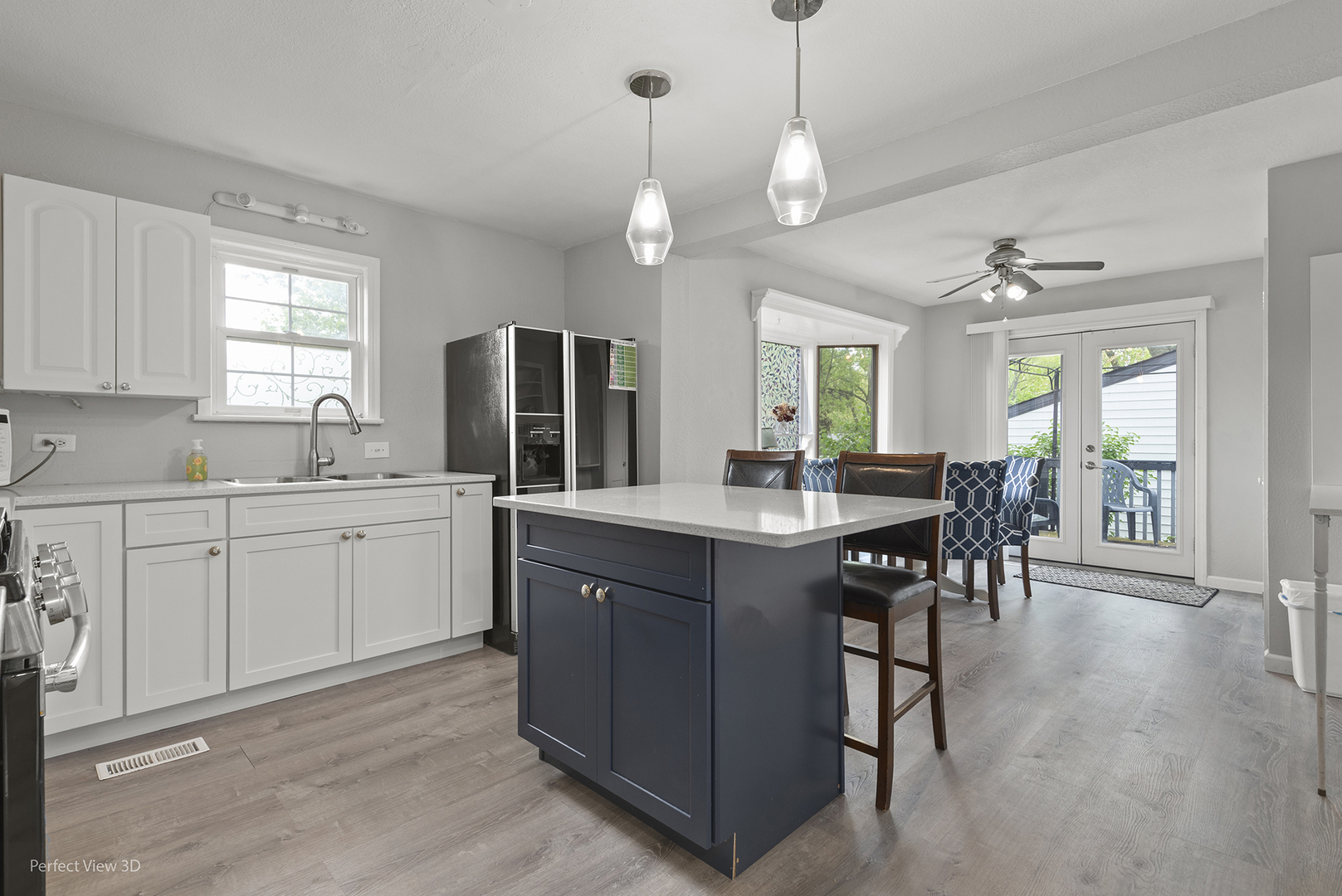 990 Magnolia Avenue, Gurnee, IL 60031