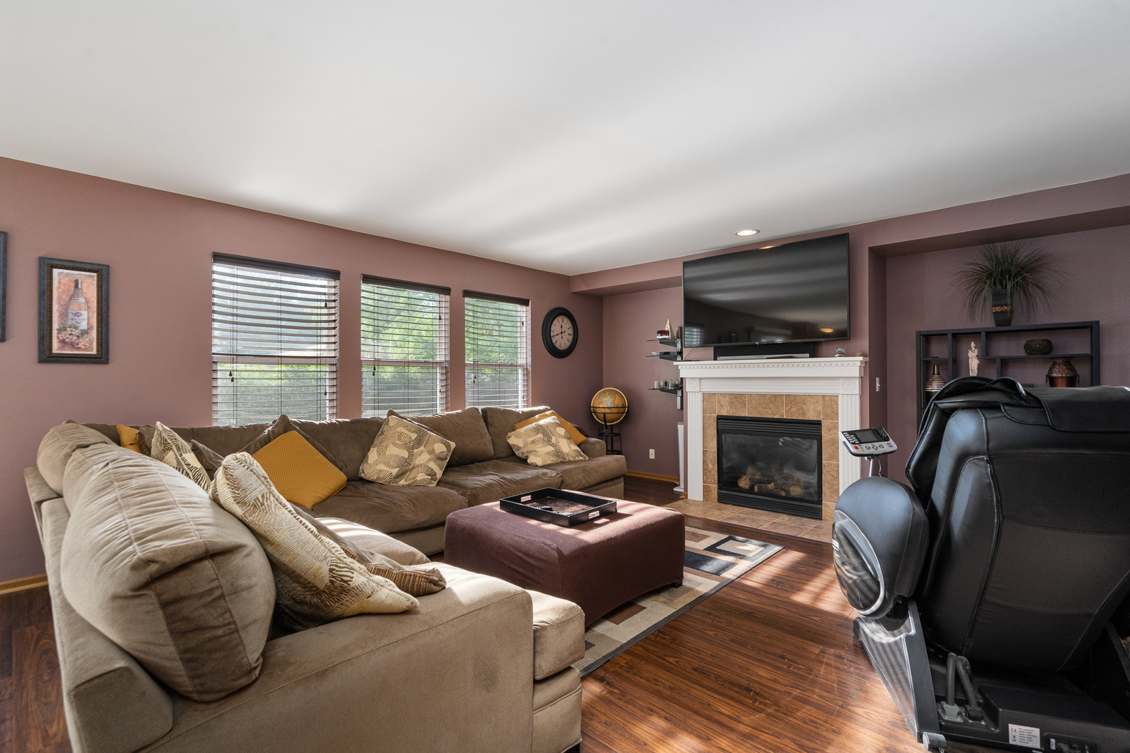 16320 Spring Creek Lane, Plainfield, IL 60586