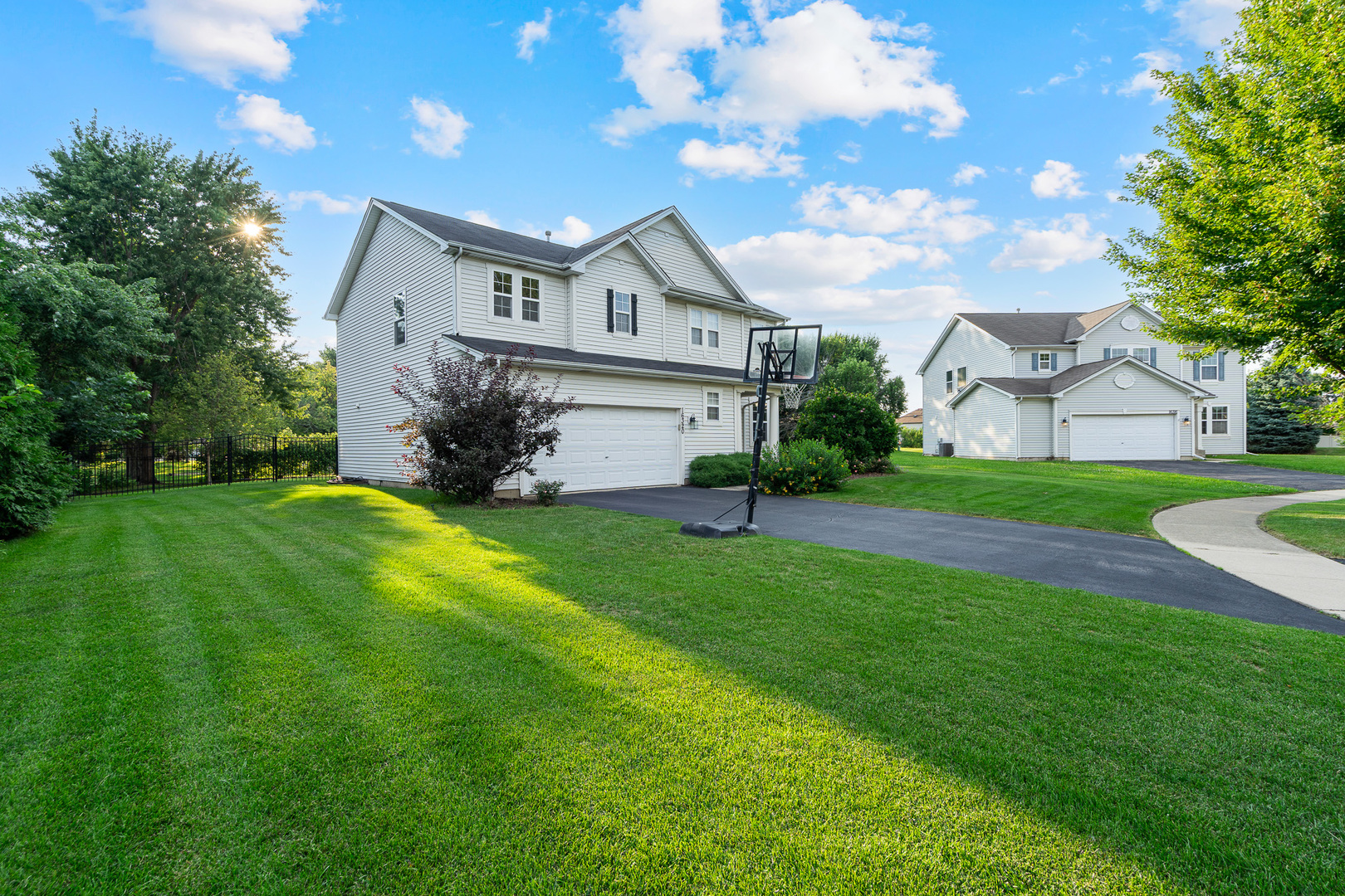 16320 Spring Creek Lane, Plainfield, IL 60586
