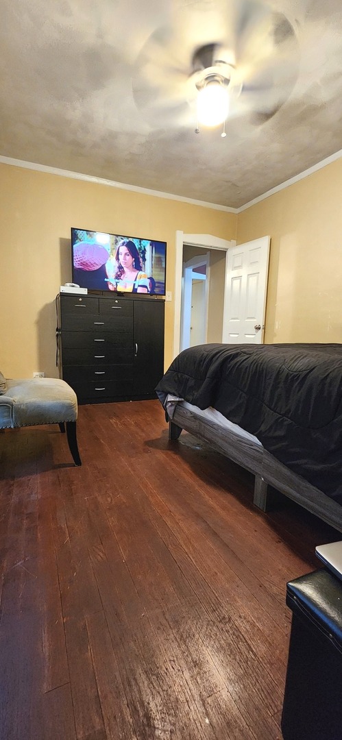 1605 S 16th Avenue, Maywood, IL 60153