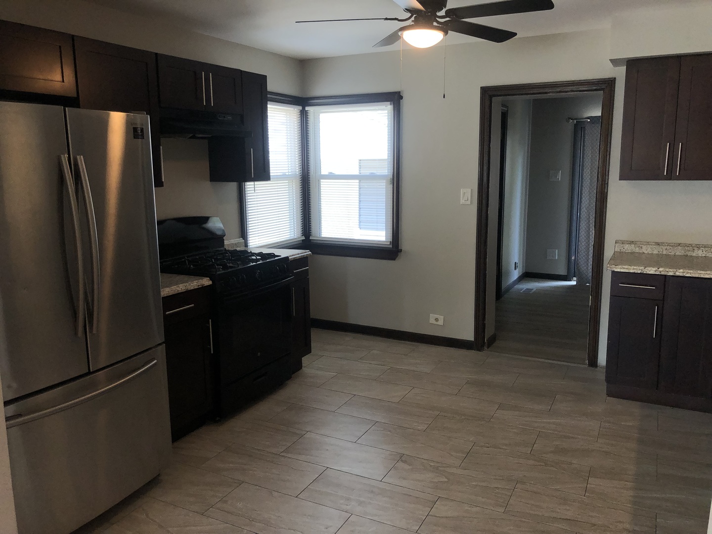 2413 S 22nd Avenue, Broadview, IL 60155