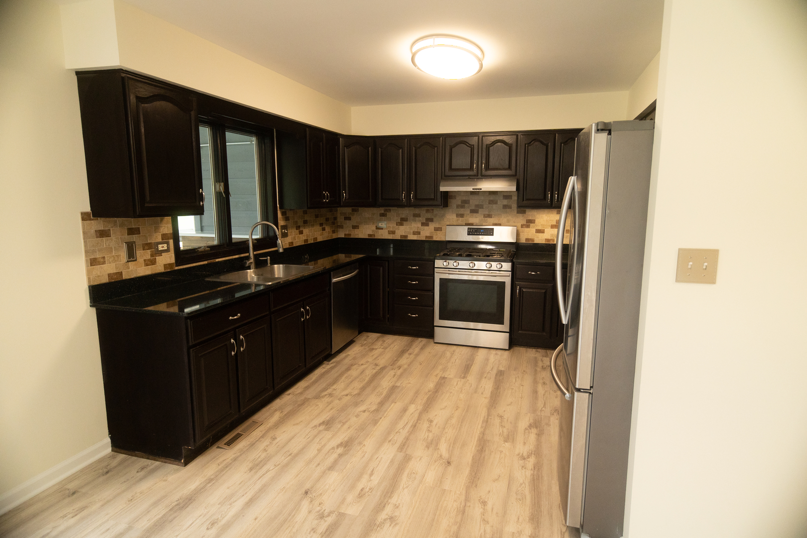 2657 E Royal Ridge Drive, Crete, IL 60417