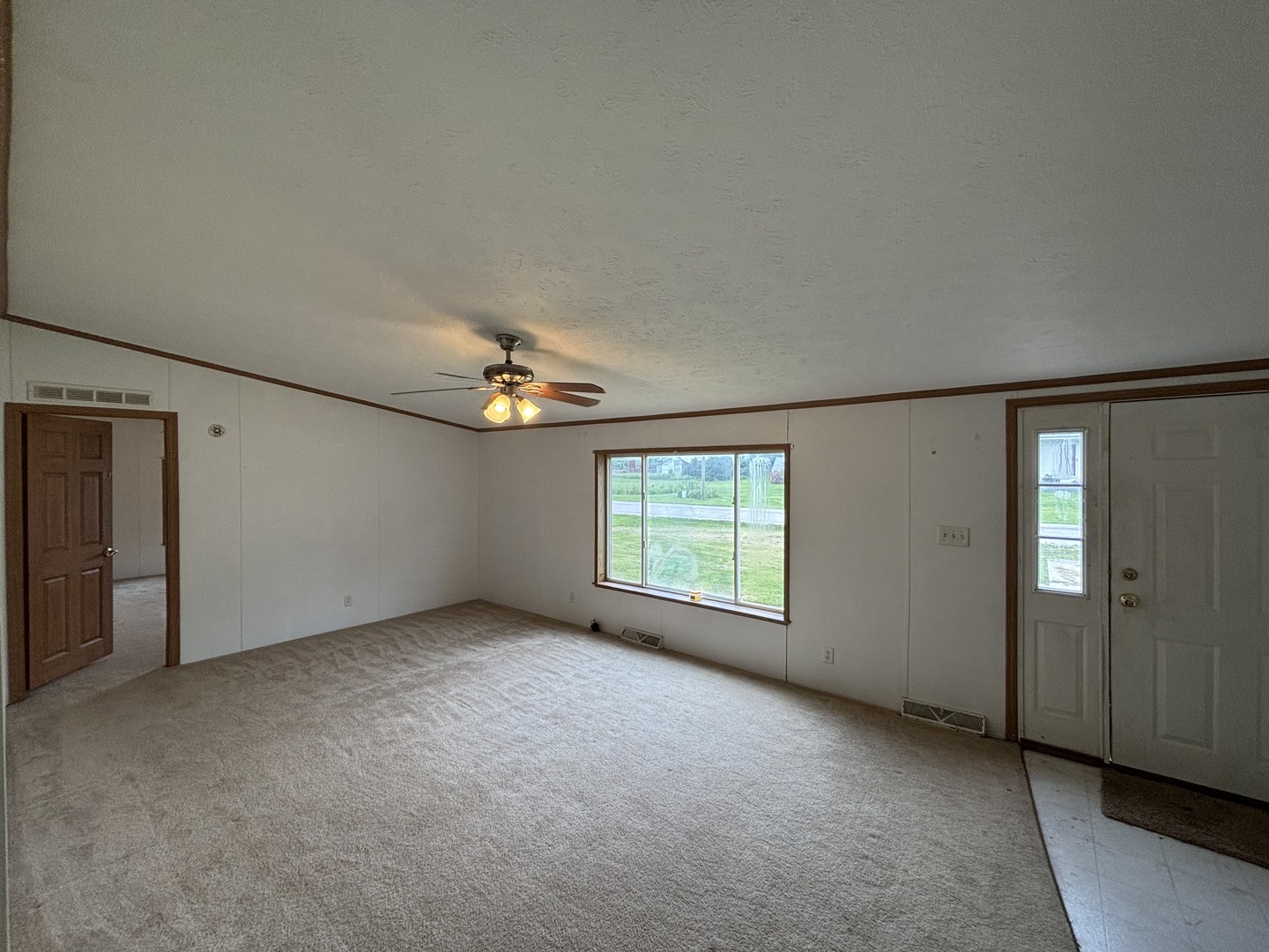 18 Lincoln Street, Lawndale, IL 61751