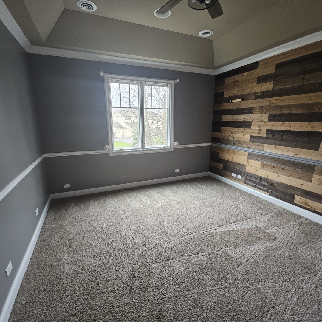 9065 Edinburgh Court, Lakewood, IL 60014