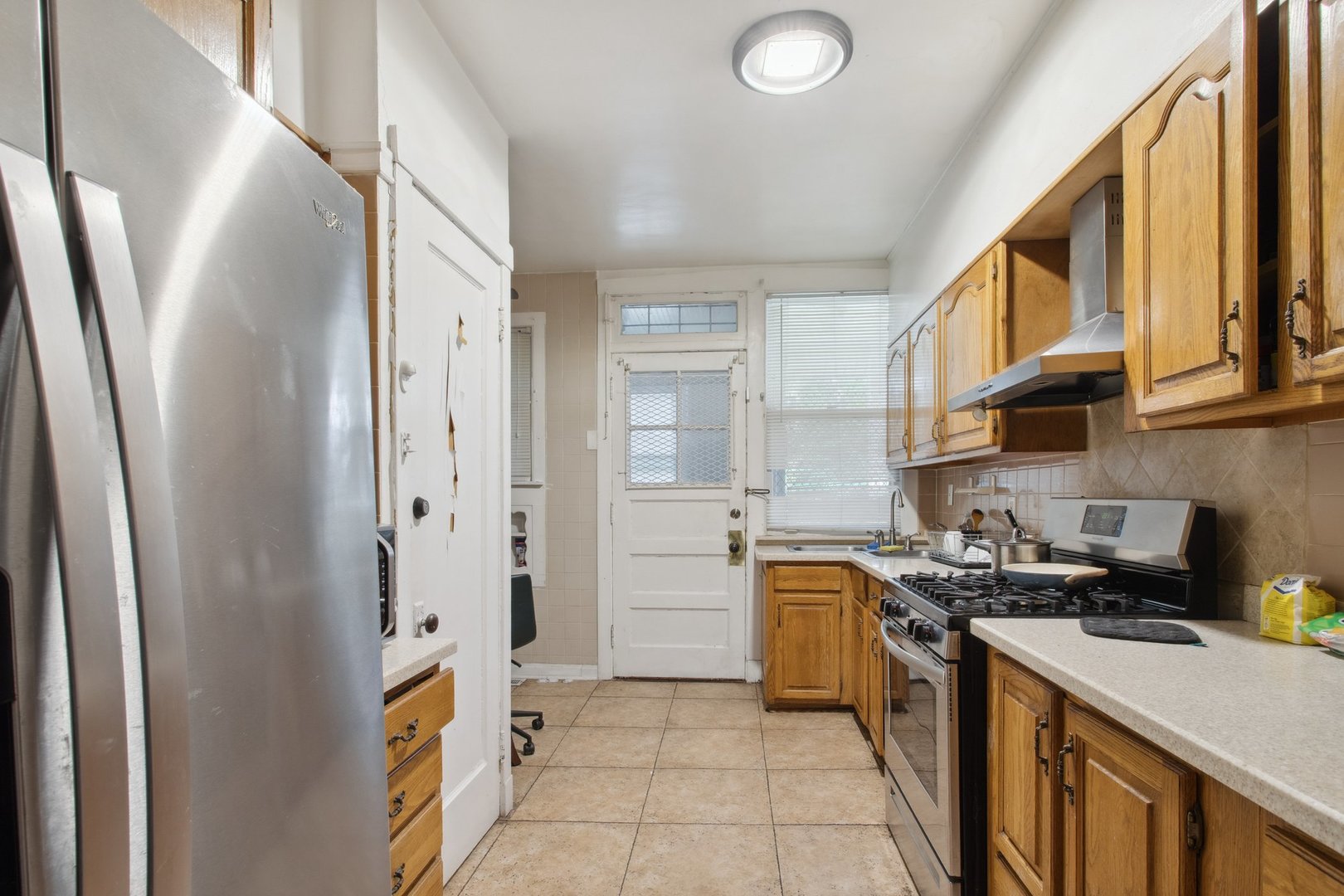 7645 S Cornell Avenue, Chicago, IL 60649