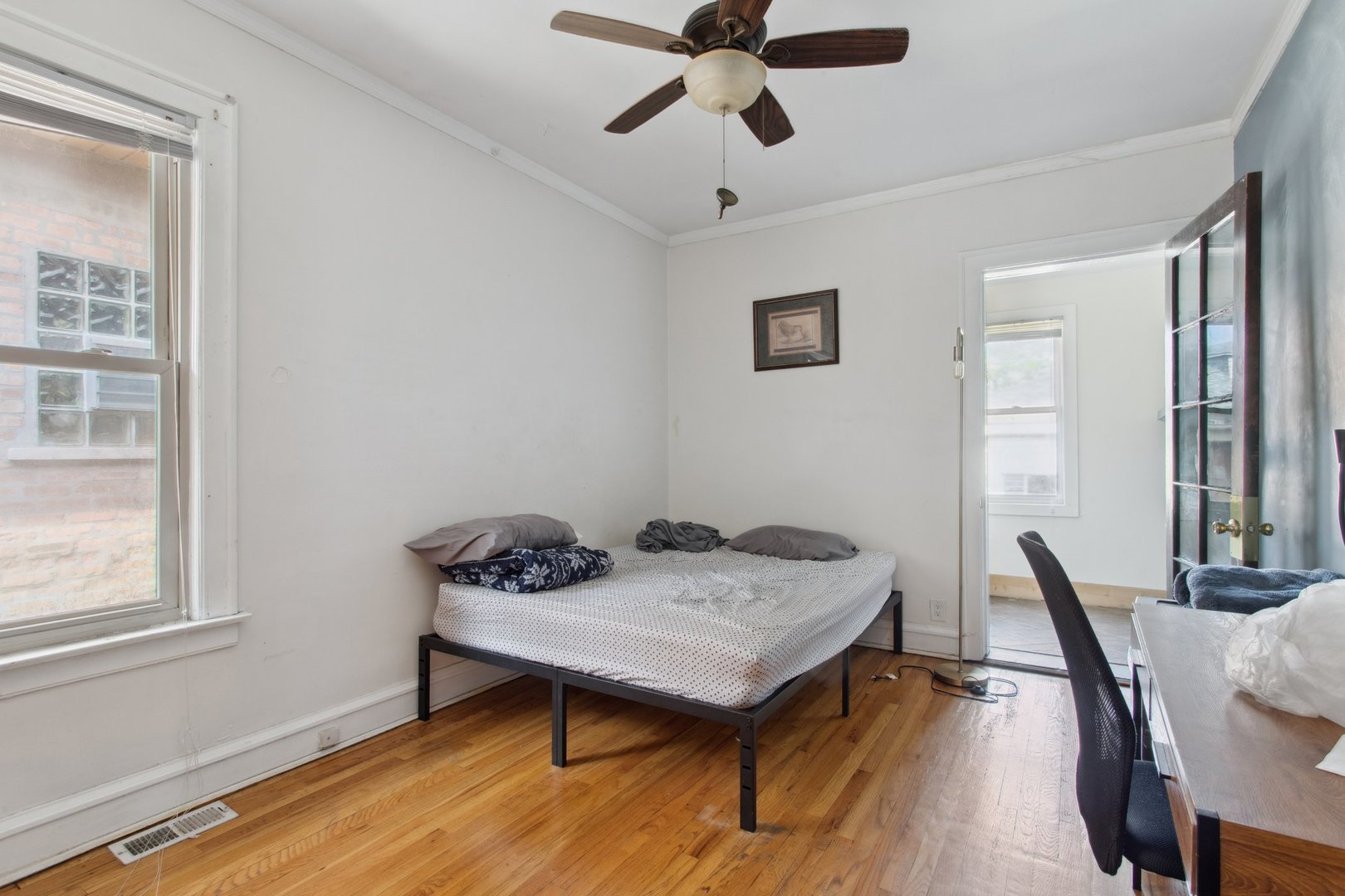 7645 S Cornell Avenue, Chicago, IL 60649