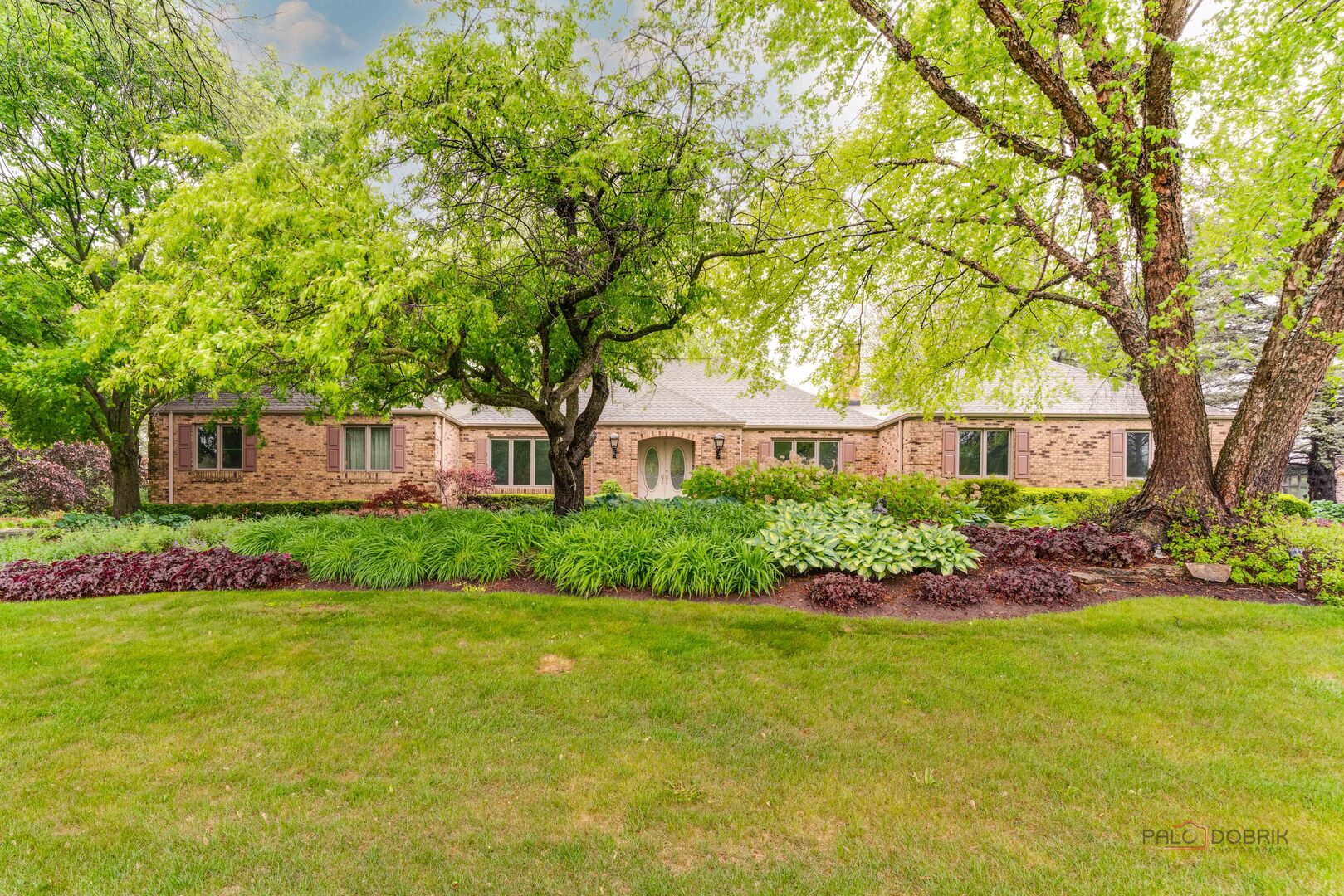 15 Highview Circle, Hawthorn Woods, IL 60047