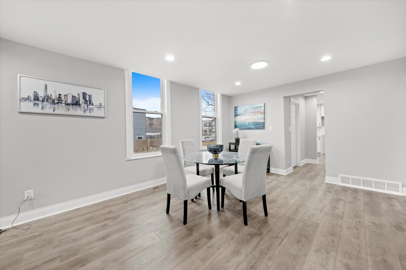 5241 W Adams Street, Chicago, IL 60644