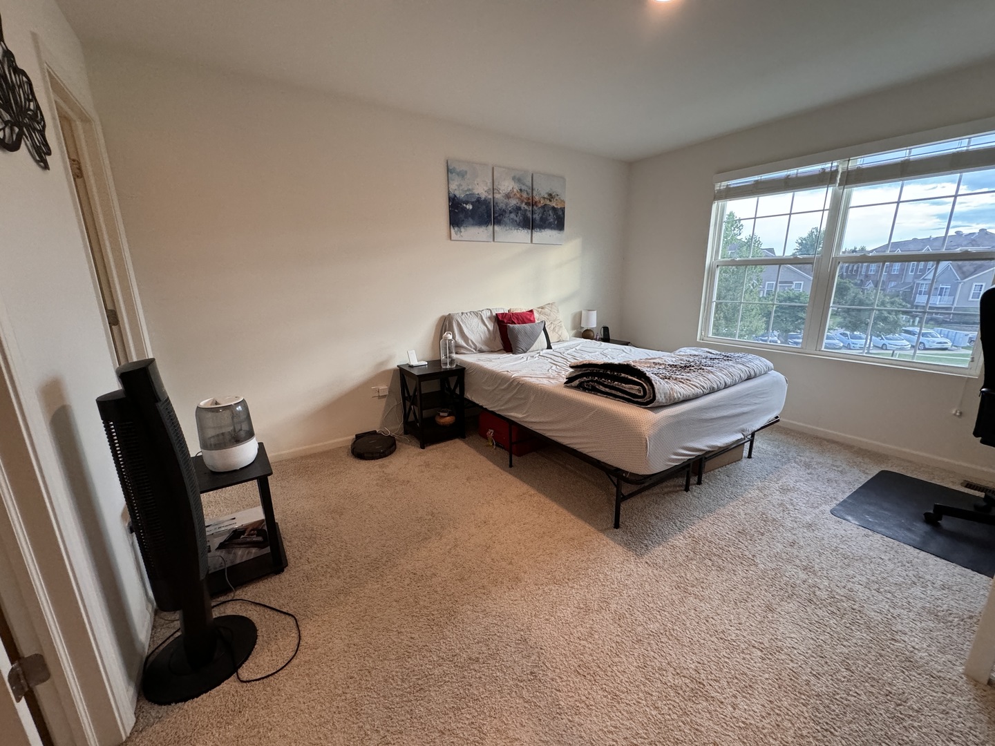 1005 Charlton Lane, Naperville, IL 60563
