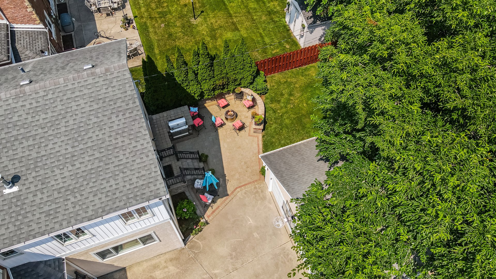 1633 S VINE Avenue, Park Ridge, IL 60068