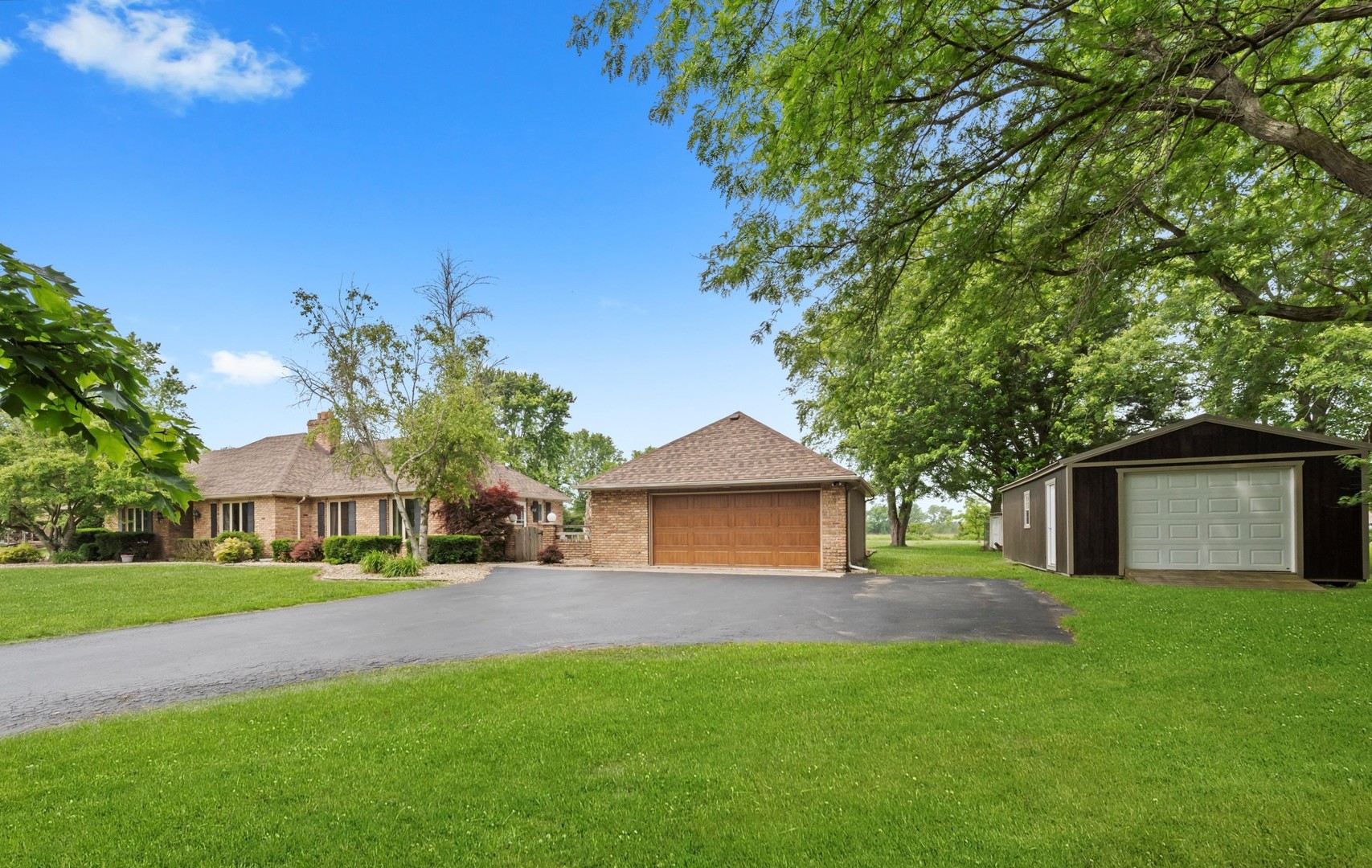 25652 S Mary Lane, Crete, IL 60417