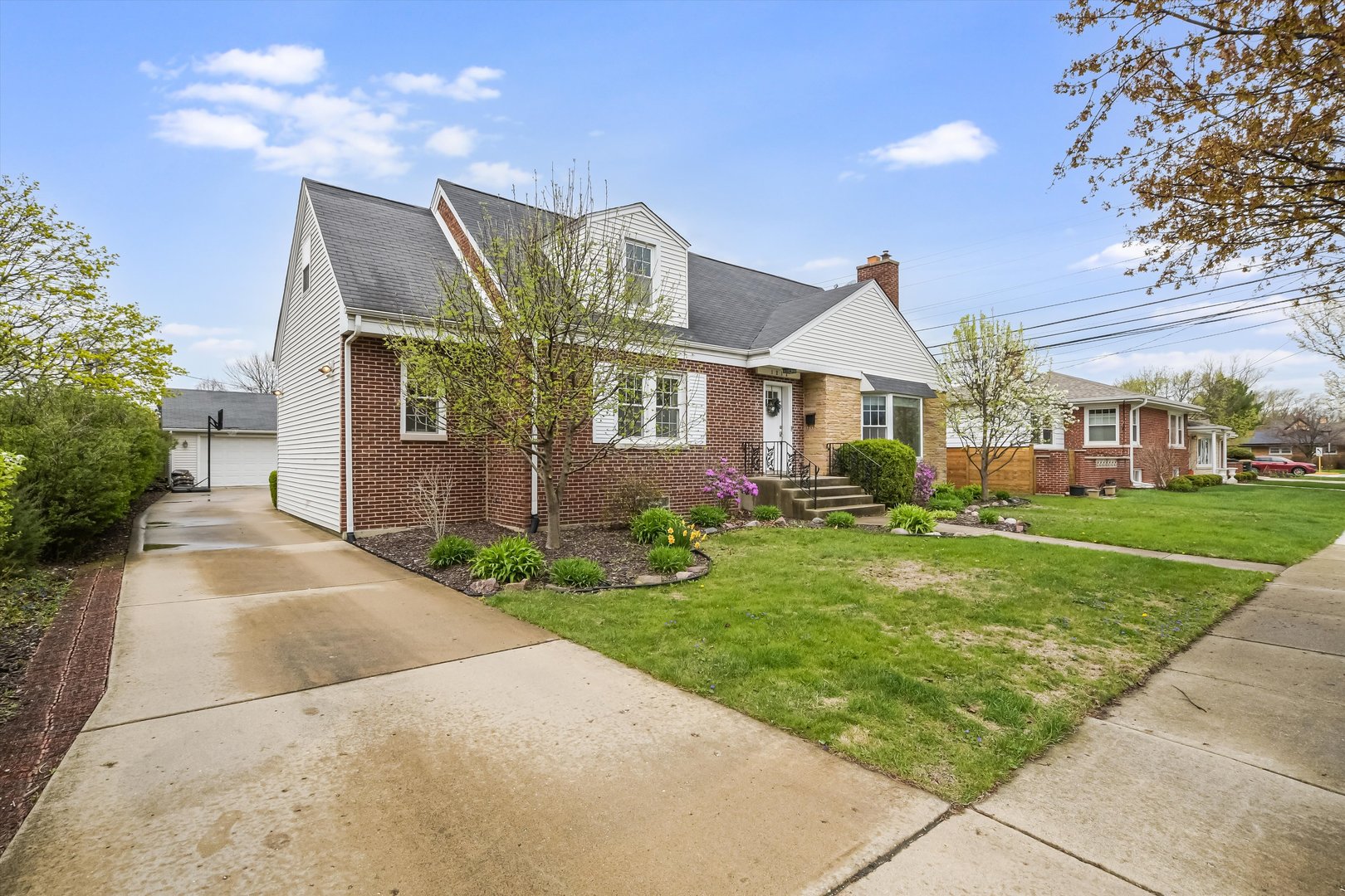 1212 S Greenwood Avenue, Park Ridge, IL 60068