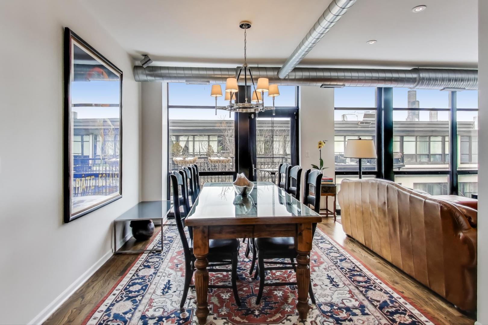 1000 W 15th Street #410, Chicago, IL 60608
