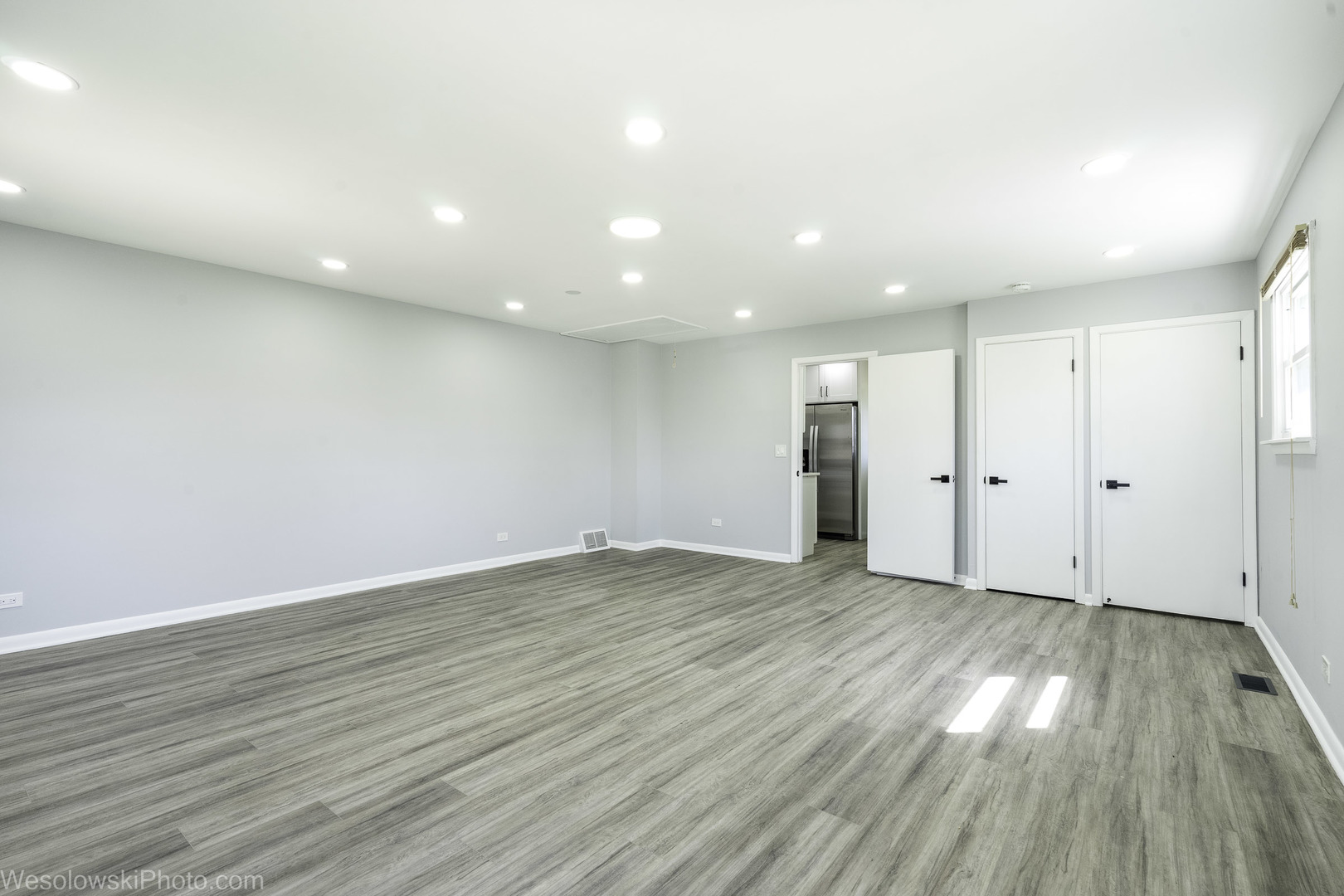651 Clearmont Drive, Elk Grove Village, IL 60007