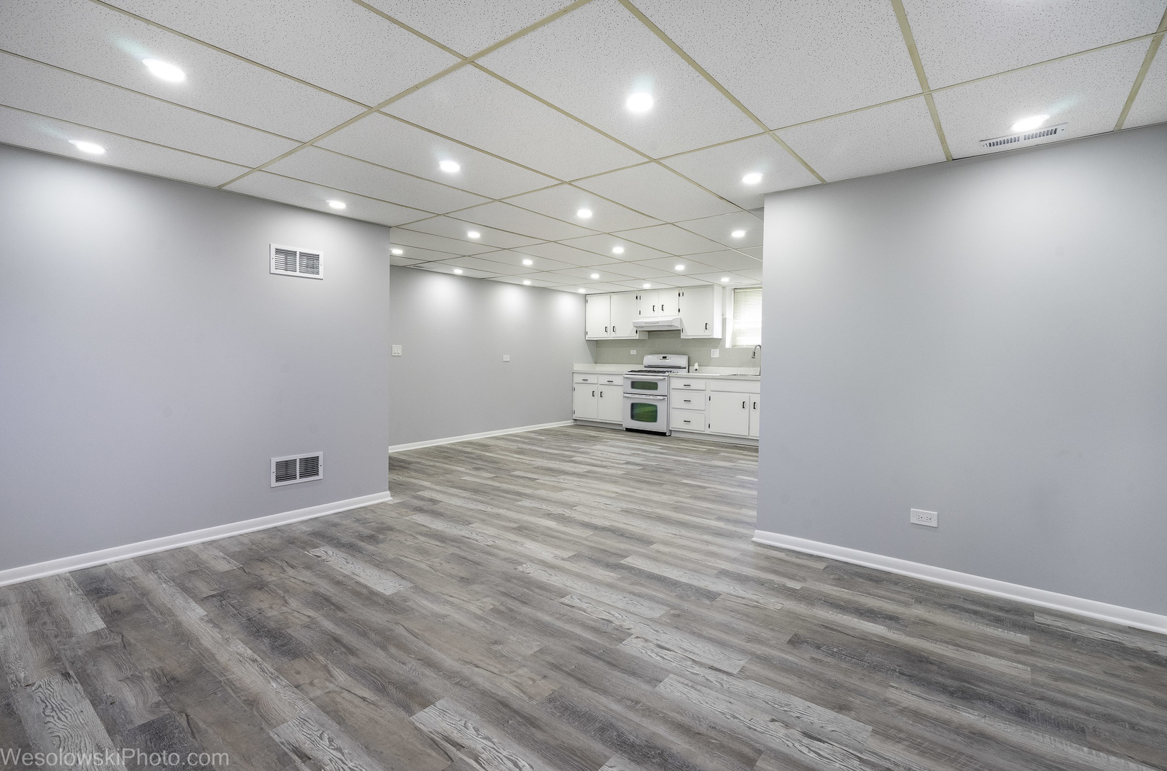 651 Clearmont Drive, Elk Grove Village, IL 60007