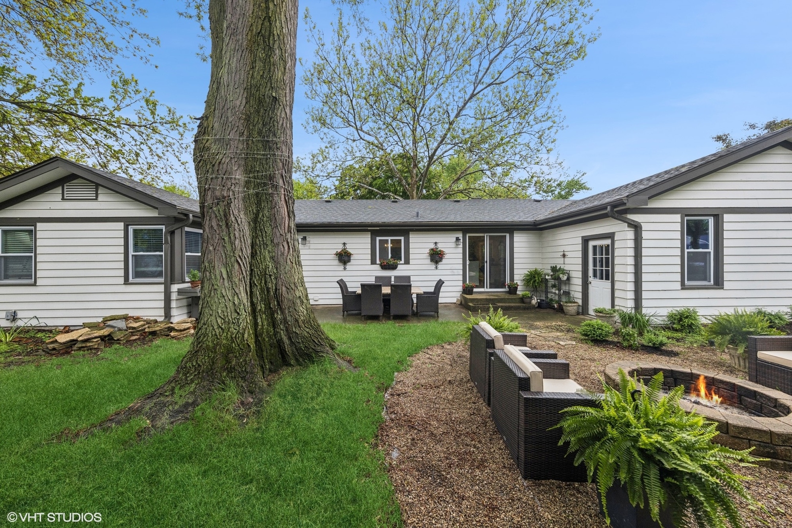805 S Main Street, Wheaton, IL 60189