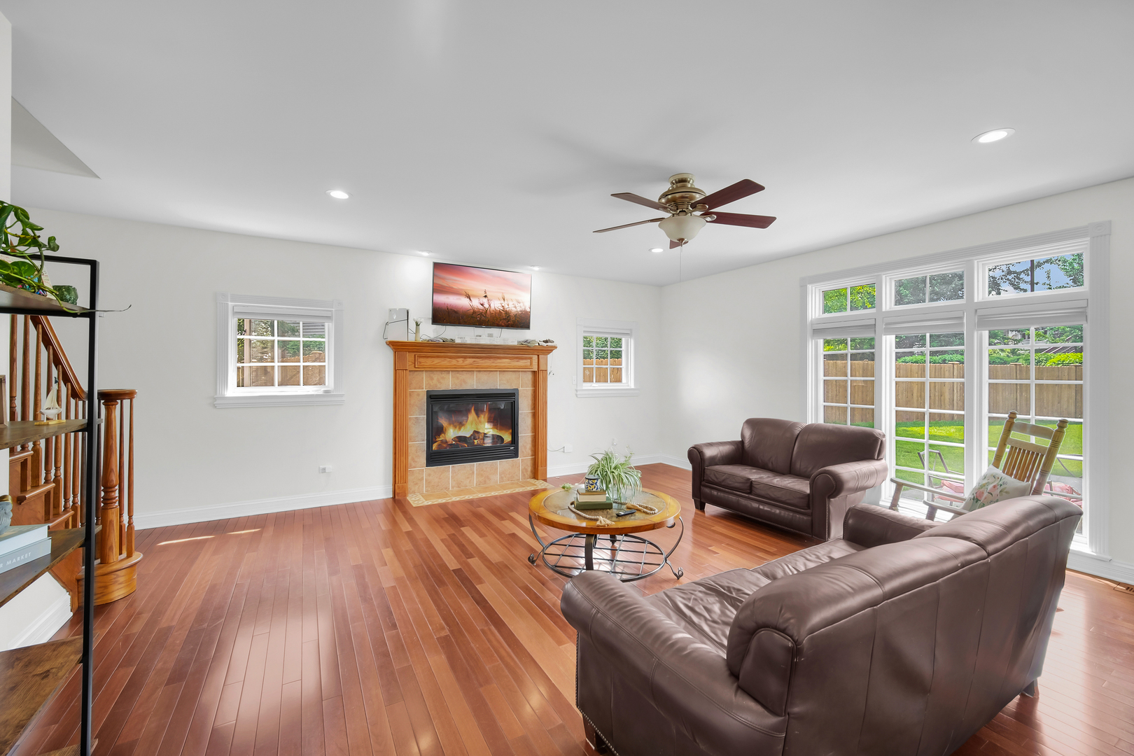1819 Country Hills Drive, Yorkville, IL 60560