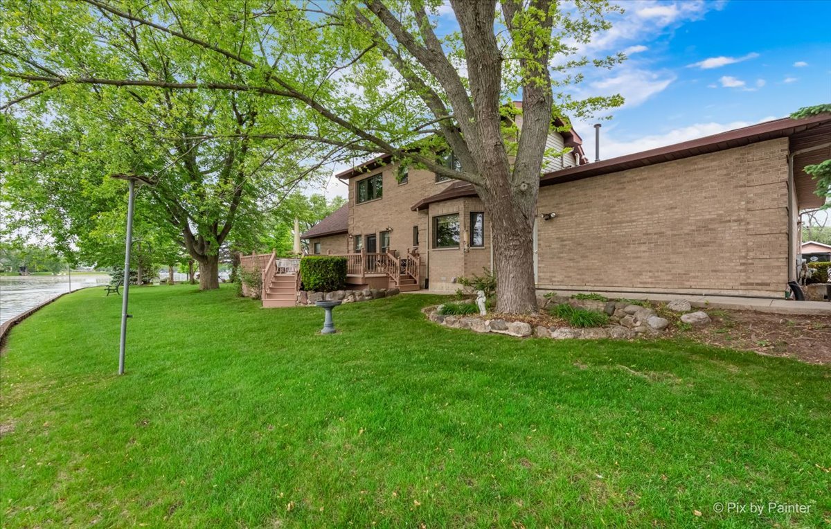 25827 W Andrew Court, Ingleside, IL 60041