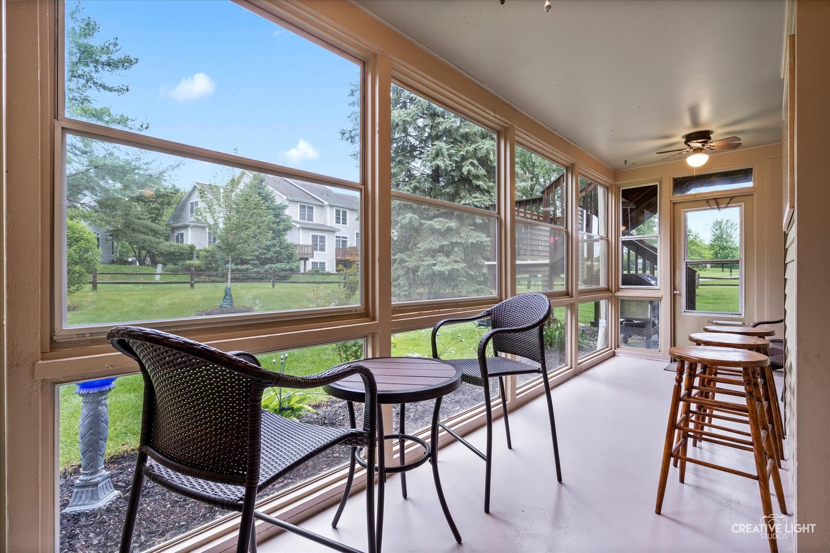 312 Dunham Place Commons #312, St. Charles, IL 60174