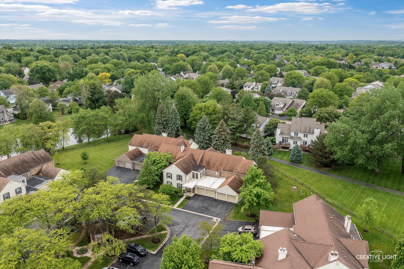 312 Dunham Place Commons #312, St. Charles, IL 60174