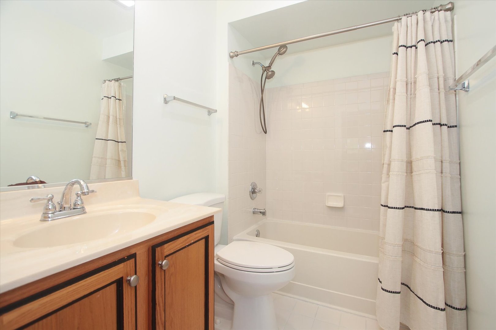 1990 Gary Court #A, Schaumburg, IL 60193