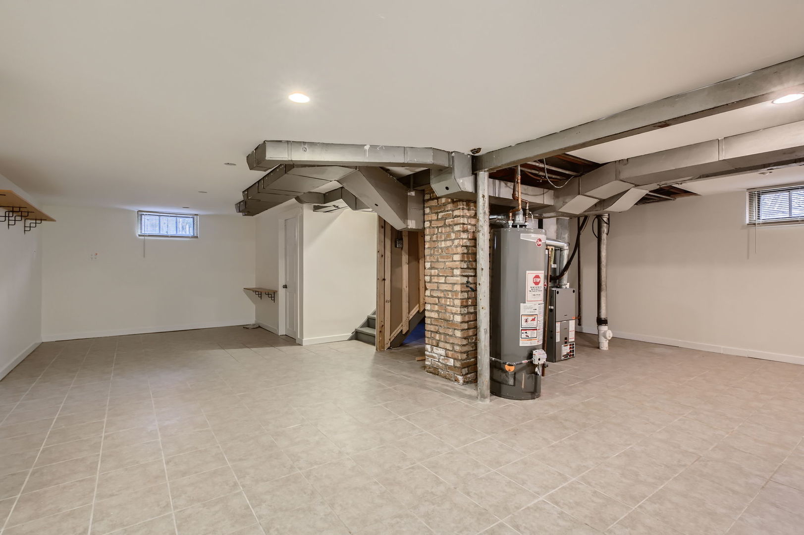 626 N Hough Street, Barrington, IL 60010