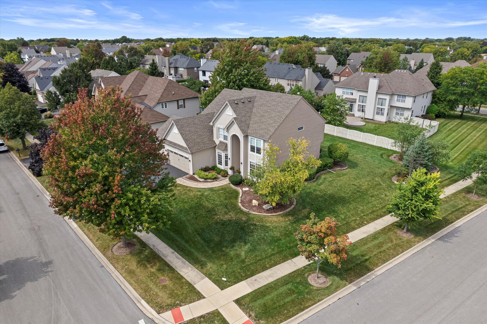 1849 Moorland Lane, Crystal Lake, IL 60014