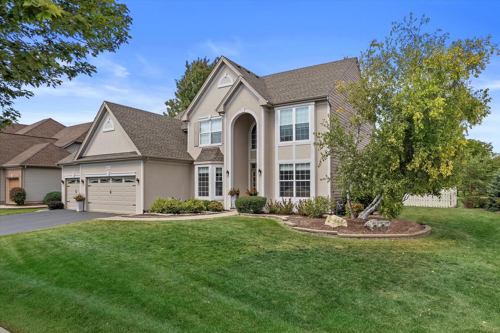 1849 Moorland Lane, Crystal Lake, IL 60014