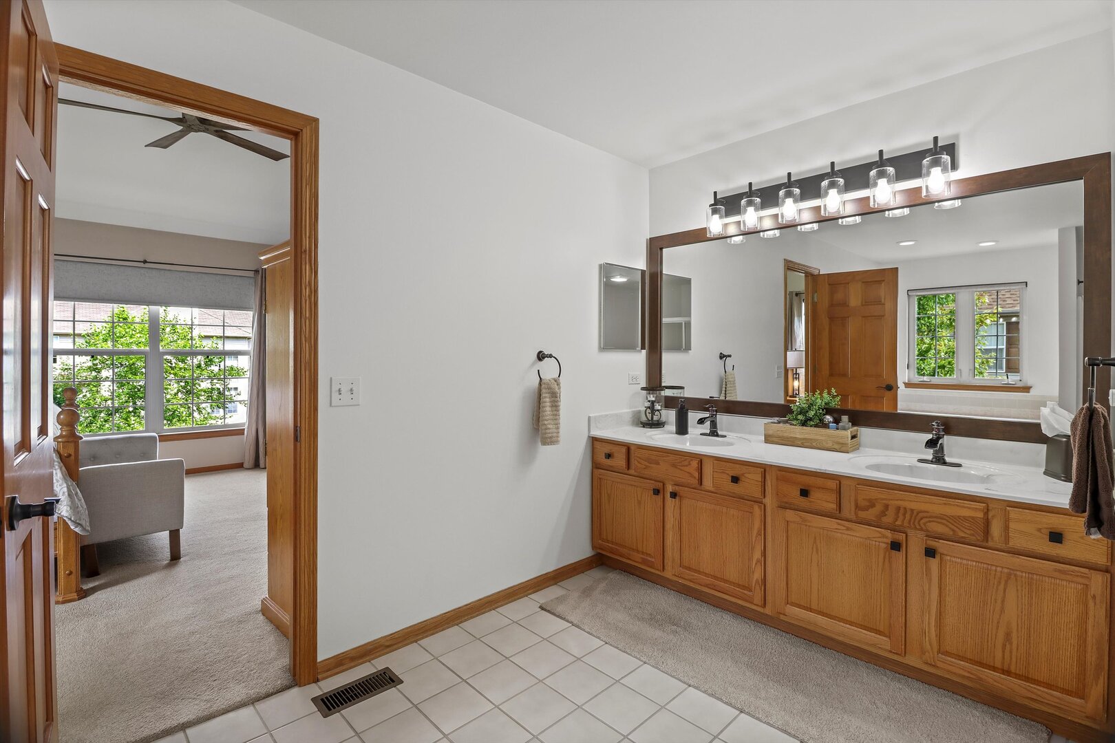 1849 Moorland Lane, Crystal Lake, IL 60014