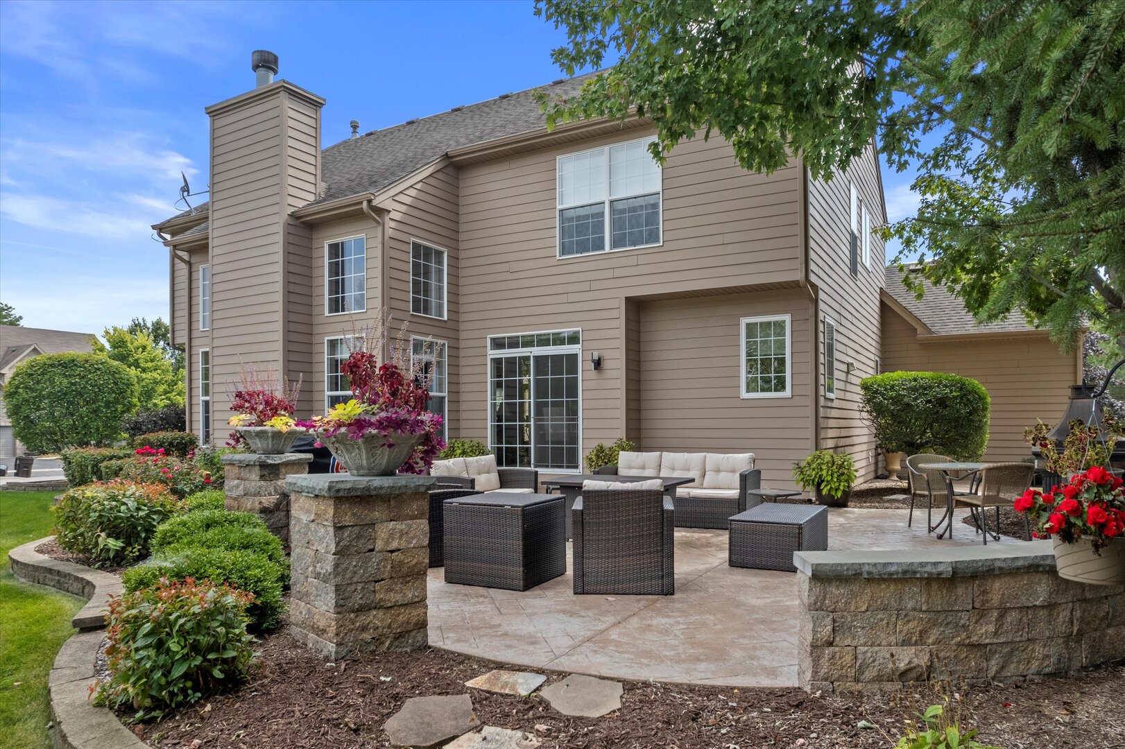 1849 Moorland Lane, Crystal Lake, IL 60014
