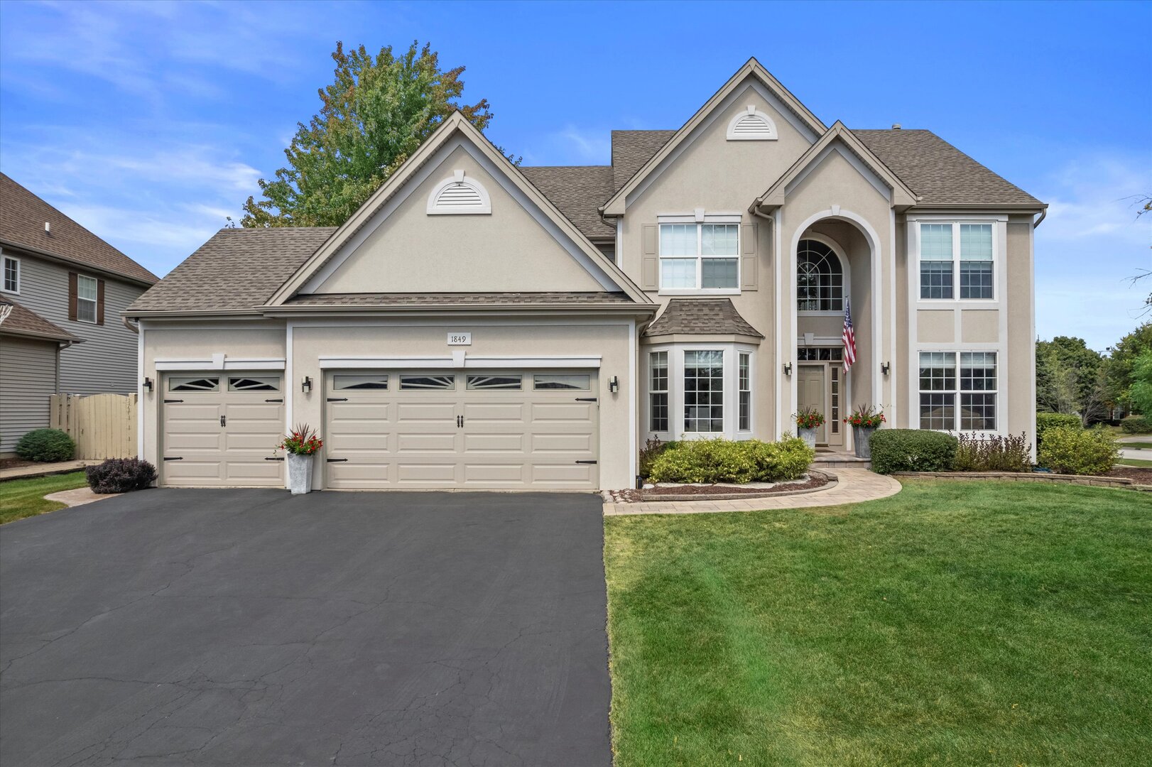 1849 Moorland Lane, Crystal Lake, IL 60014