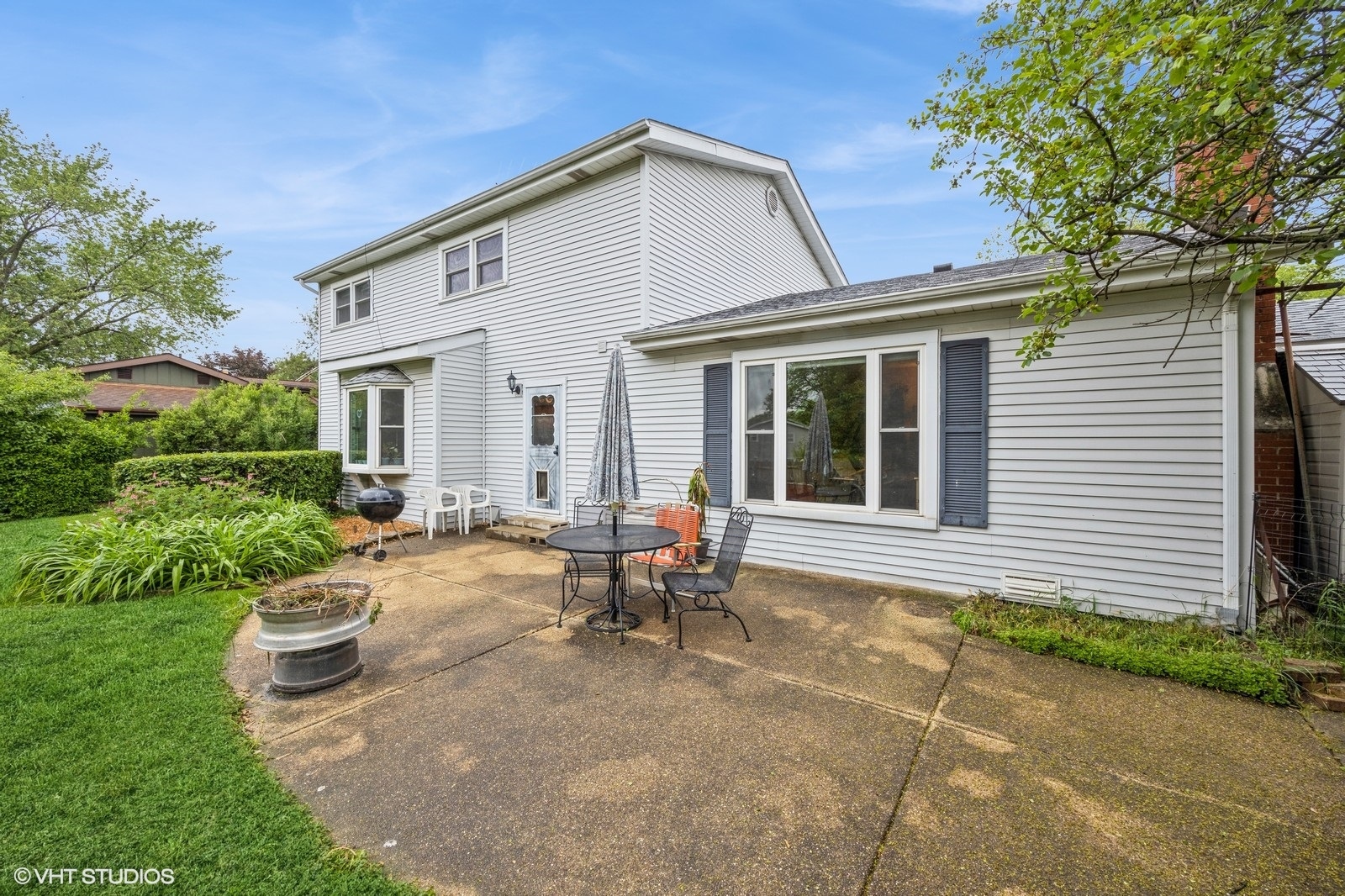 1005 69th Street, Darien, IL 60561