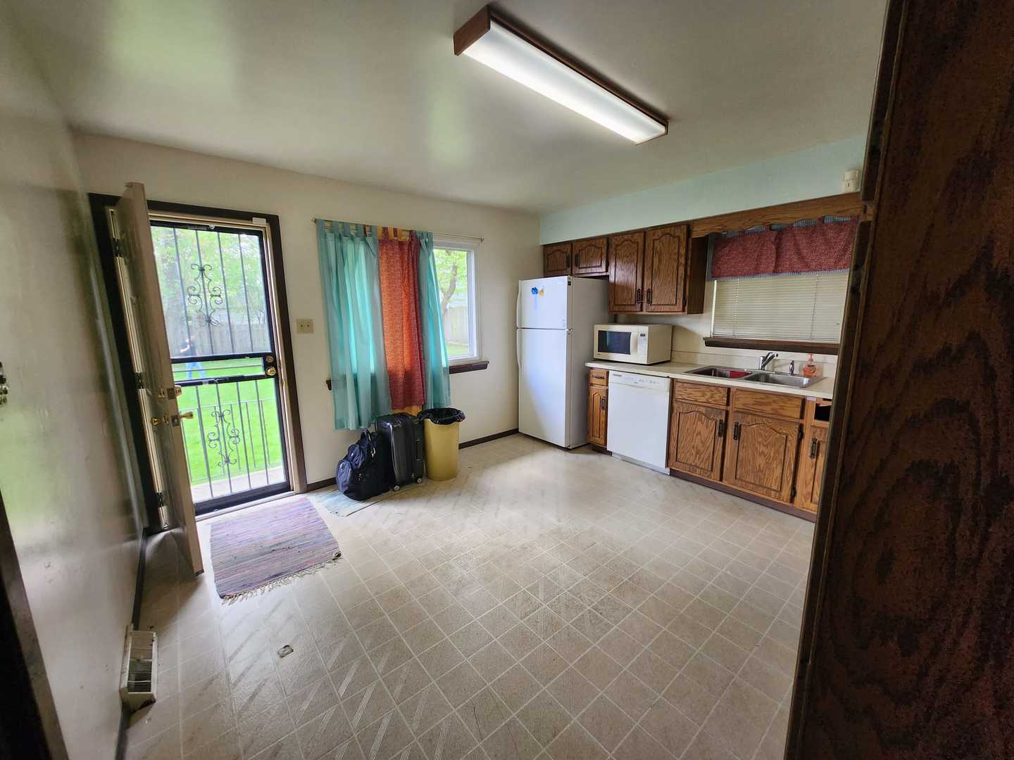845 Muskegon Avenue, Calumet City, IL 60409
