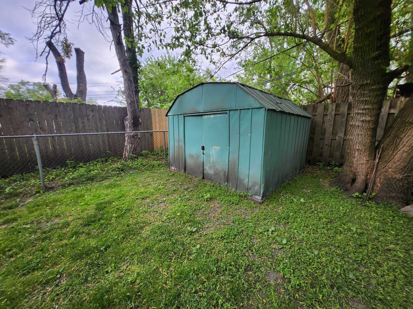 845 Muskegon Avenue, Calumet City, IL 60409