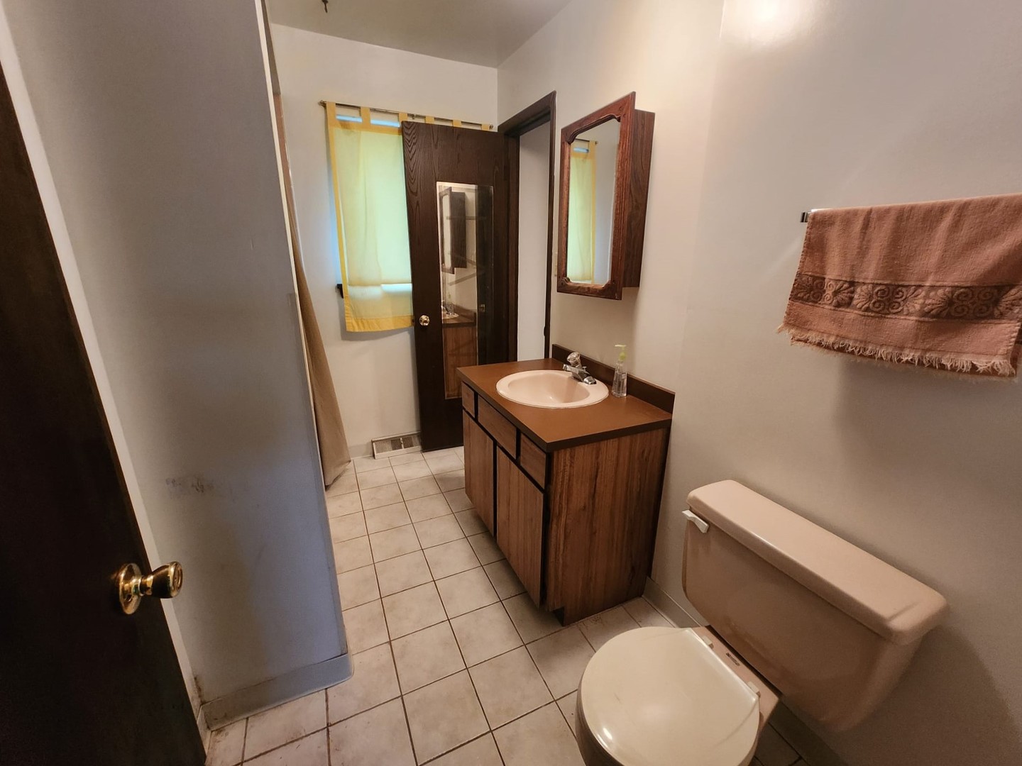 845 Muskegon Avenue, Calumet City, IL 60409