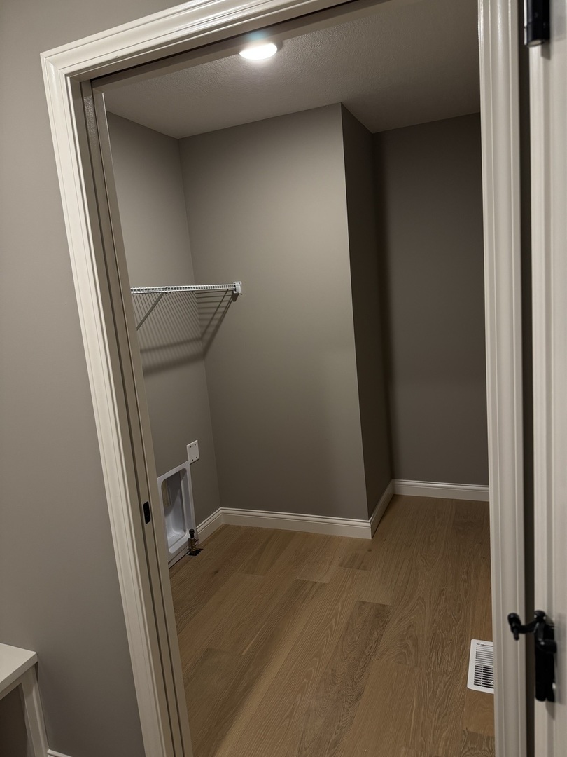 6105 Wrigley Drive, Bloomington, IL 61705