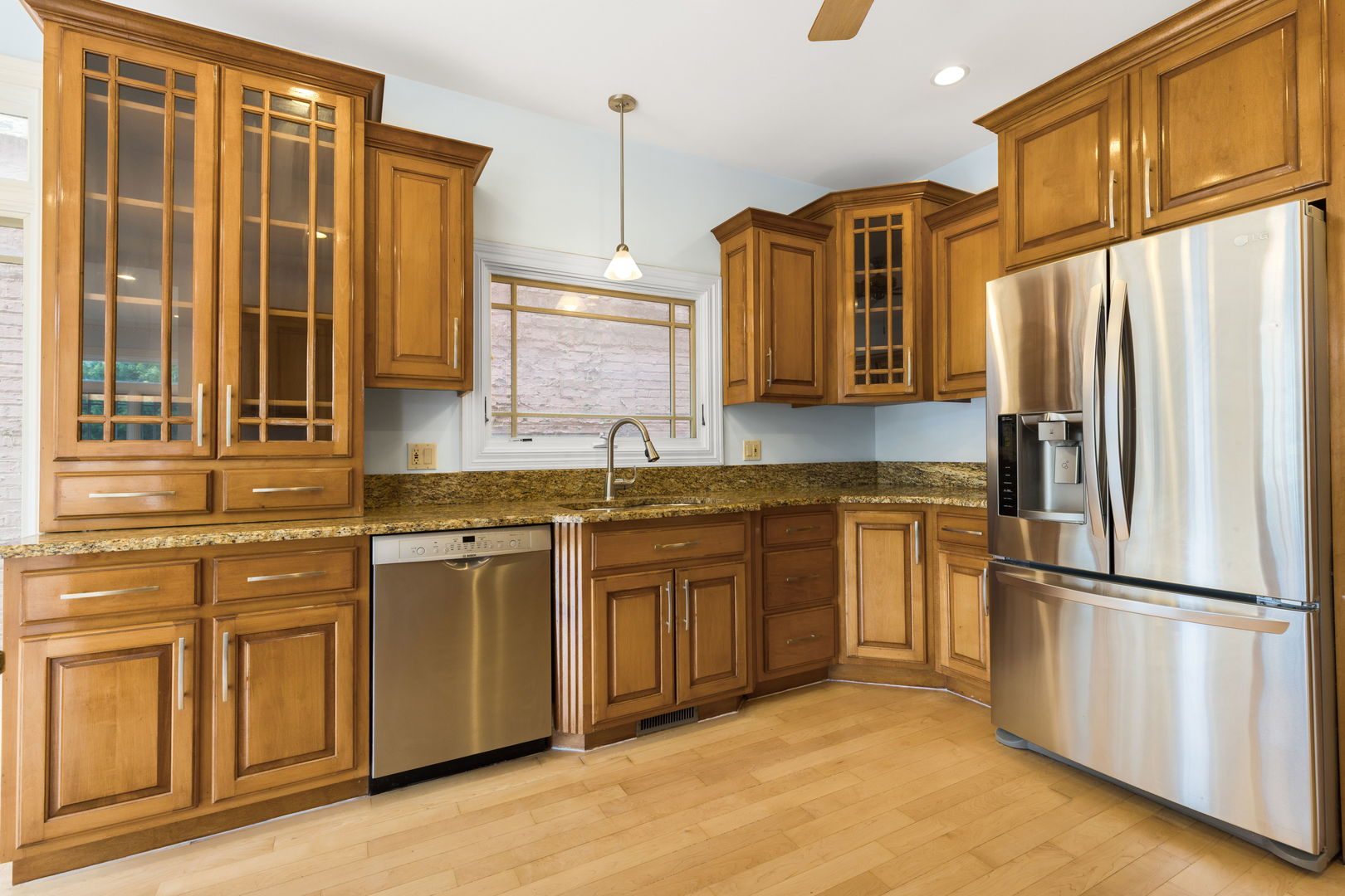 3250 S Normal Avenue, Chicago, IL 60616