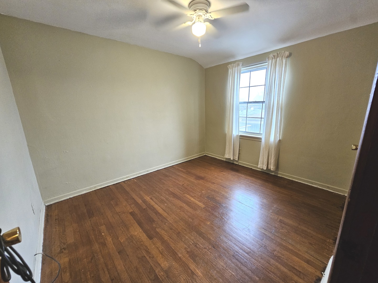 1376 Wentworth Avenue, Calumet City, IL 60409