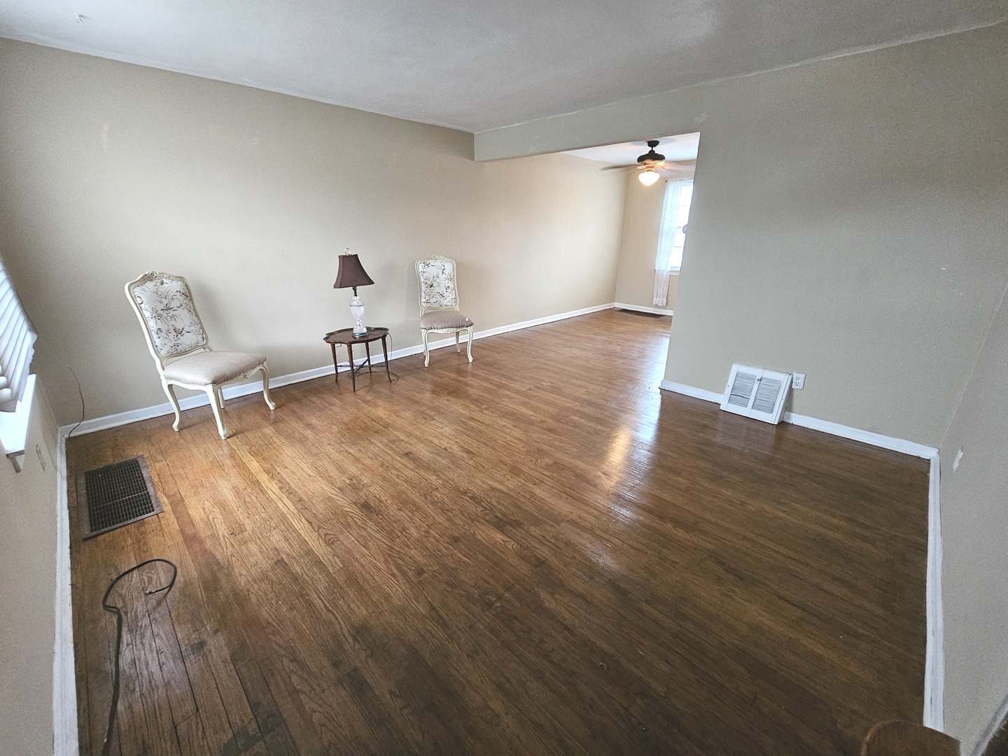 1376 Wentworth Avenue, Calumet City, IL 60409