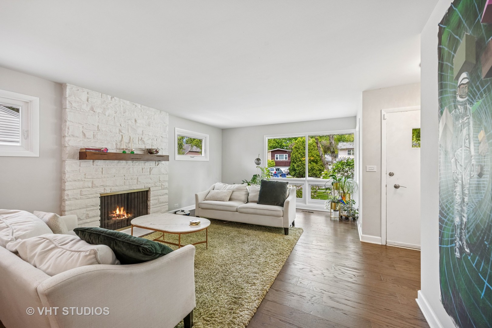 1036 Warrington Road, Deerfield, IL 60015