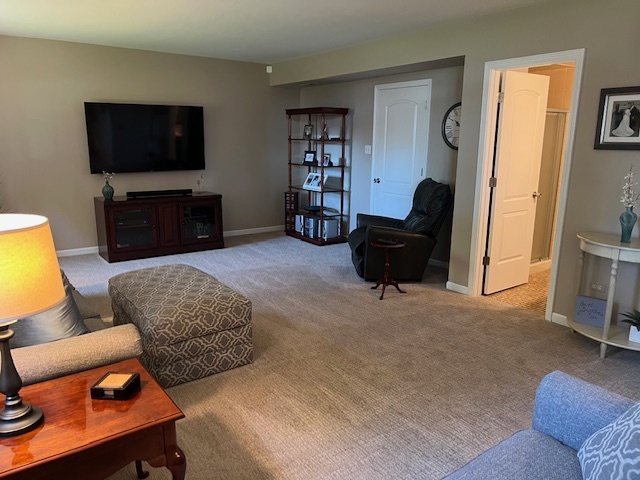 8031 Nottingham Road, Tinley Park, IL 60477