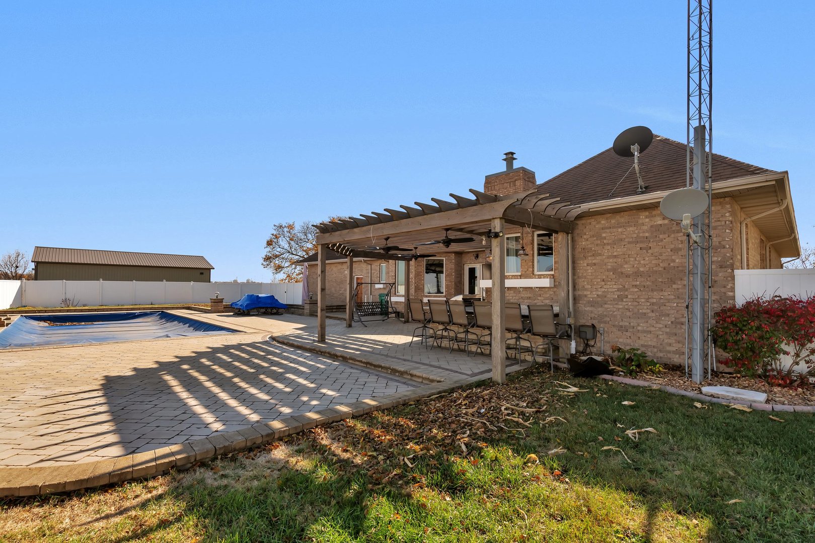 10739 E 3200 North Road, Blackstone, IL 61313