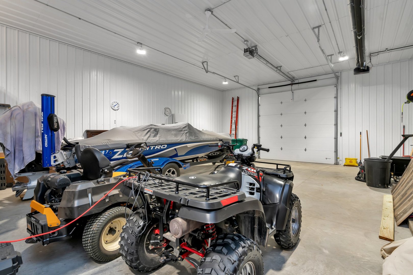 10739 E 3200 North Road, Blackstone, IL 61313