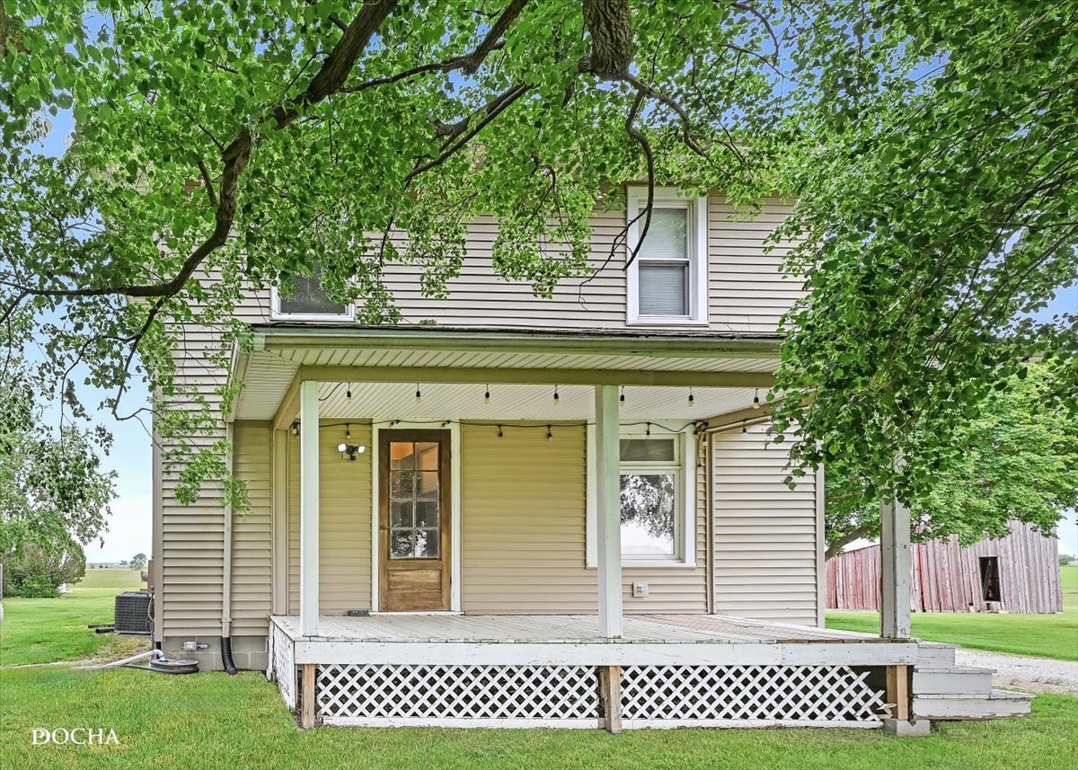 32900 N 2000 East Road, Dwight, IL 60420