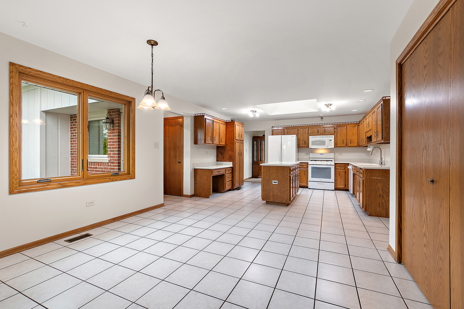 17447 Harvest Hill Drive, Orland Park, IL 60467