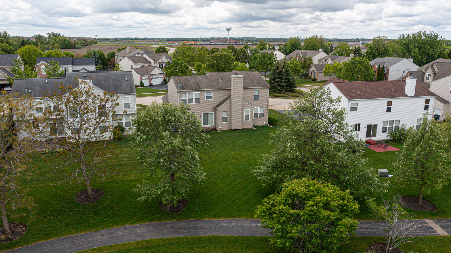 6 Marigold Lane, Algonquin, IL 60102