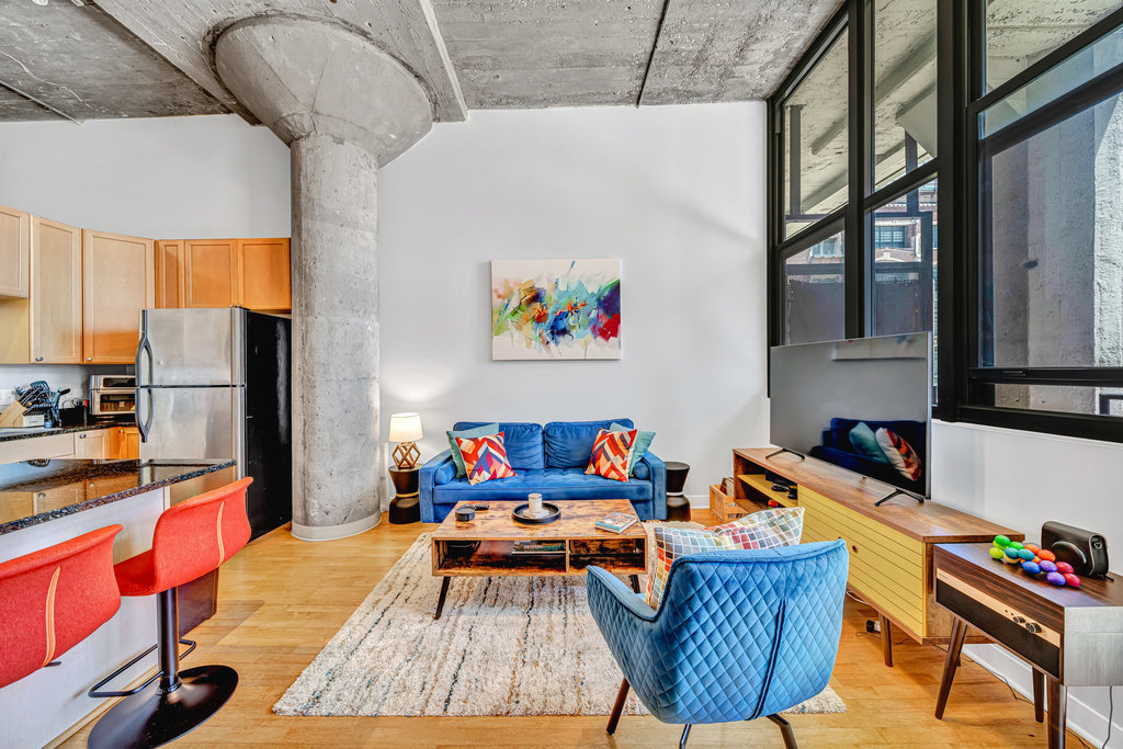 320 E 21ST Street #412, Chicago, IL 60616